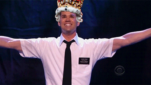 thefederalistfreestyle:playbill:Good to Be King: Andrew Rannells Joining Hamilton as George III#TheR