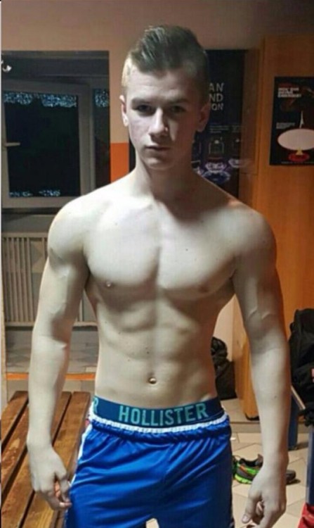https://horniboisteenbois.tumblr.com/post/168754510808