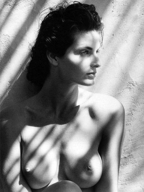 favorcelebs:Joan Severance