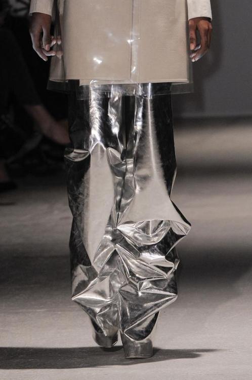 skt4ng:  Gareth Pugh Fall / Winter 2014