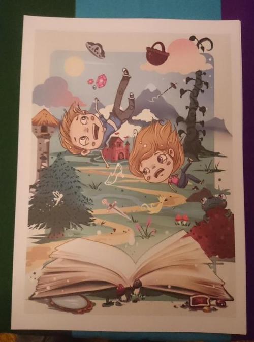 The Land Of Stories covers fan art + glowing in the dark paint :) it was a little experiment. next t