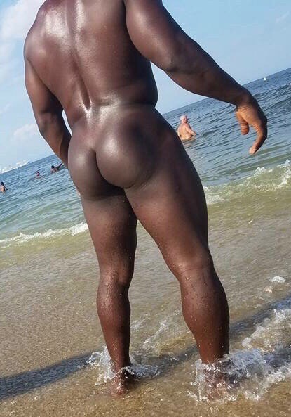 blkbugatti:  bullpupuk: Drool Damn