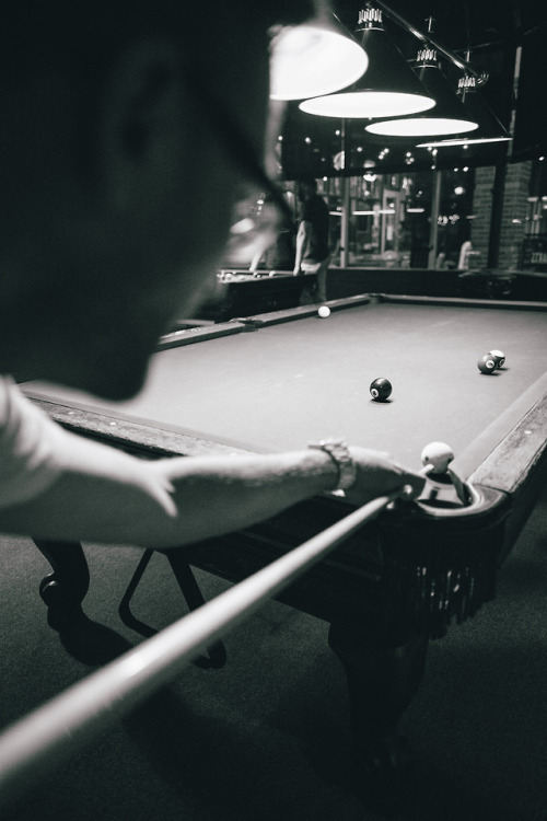 shooting pool