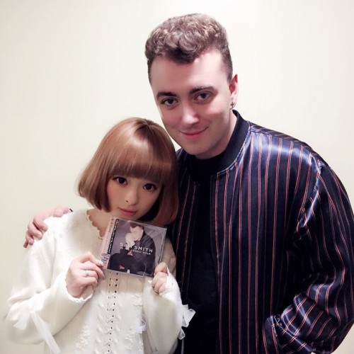 kyarychan:  February 16 [3:33 PM] SAM SMITH! Congrats on your Grammy 🎂 (top)February 16 [9:35 PM] 202Factory is KAWAIIFebruary 16 [9:41 PM] Thank you🐘🎀 Picture posted by samsmithworldCaption by samsmithworld on Instagram: “So lovely to