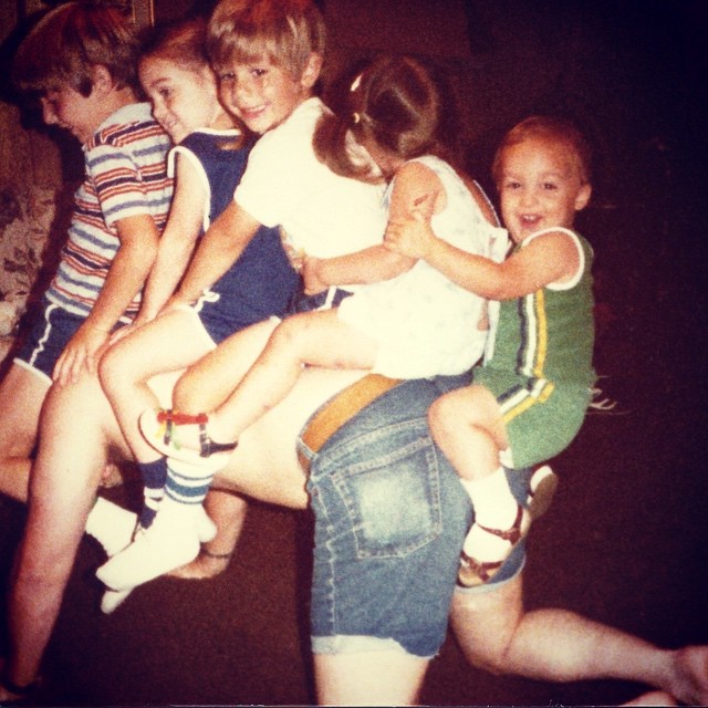 #TBT to the time when my dad could fit 4.5 cousins on his back for a “horsey ride.” I don’t think this horsey went very far. #neckbreaker #nicecutoffs