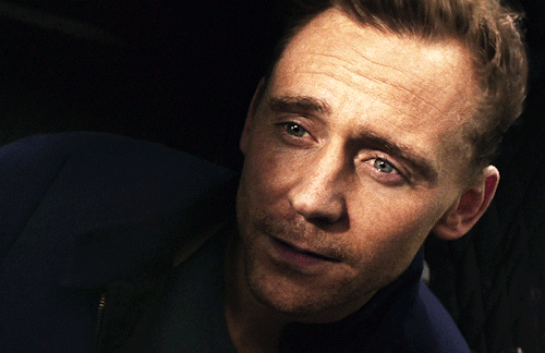 TOM HIDDLESTON in ‘Kong: Skull Island’ (2017), dir. Jordan Vogt-Roberts.