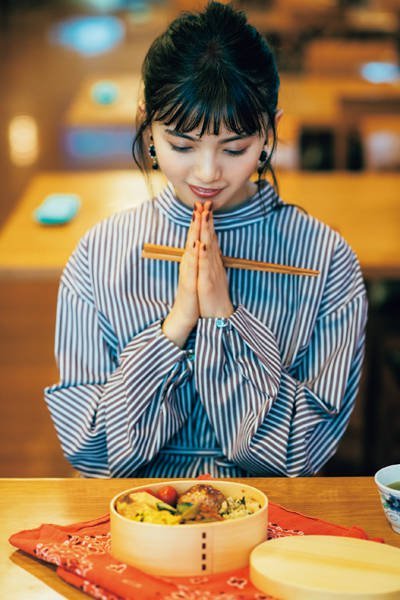 omiansary27:    もしも齋藤飛鳥がOLだったなら This is actually expectation