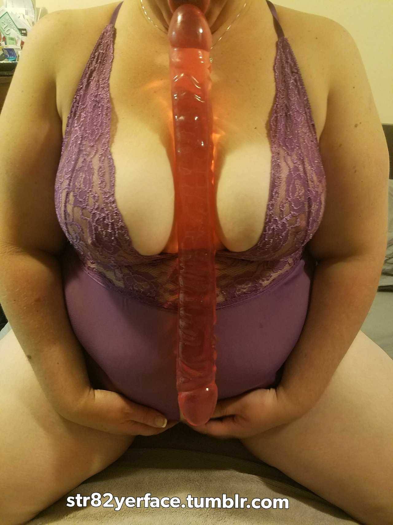str82yerface:  Who wants to see me and the beautiful @daddyskinkybabye fuck our wet
