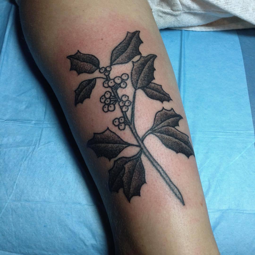 Holly Berry Tattoo - Leaf 🌿 Tattoo Design Artist 🎨 : Ram @30ramkumar  Contact : 9600414217 Location ' Salem, Tamilnadu Instagram, Facebook,  YouTube ID : @blackshadetattoos #hollyberry #hollyberrytattoo #leaf # leaftattoo #tattoogirl #girlstattoo #