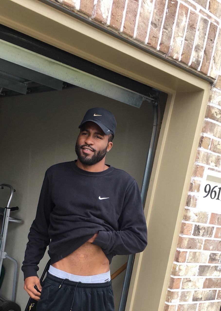 boyy-bait:  hottestmenontheplanet:  When he’s literally tall dark and handsome