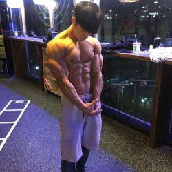 shreddedobsession:Park Jung Beom