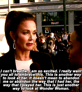 wonderswoman:“I am the bearer of the torch and now I’m passing it forward to Gal and to 