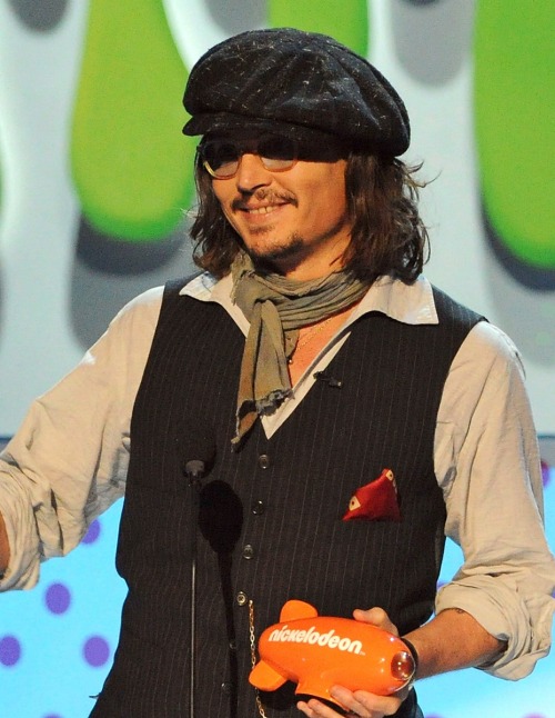 11 years ago, on April 2, 2011,  Johnny Depp attended and was awarded with the “Favorite Actor Award