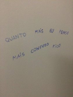 O tunel do amor virou esgoto