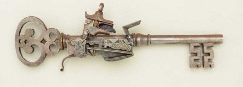 wahnwitzig:  Antique key pistols.  1, 2, 3, 4, 5, 6 