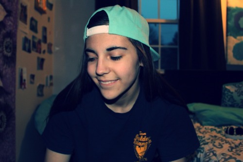 darkened-motions:  baja-or-bye:  I couldn’t ask for a better girl to spend my days talking to. she’s the most beautiful girl in the entire world and she makes me so happy. I love you ❤️ darkened-motions  AH YOURE SO CUTE OH MY GOD