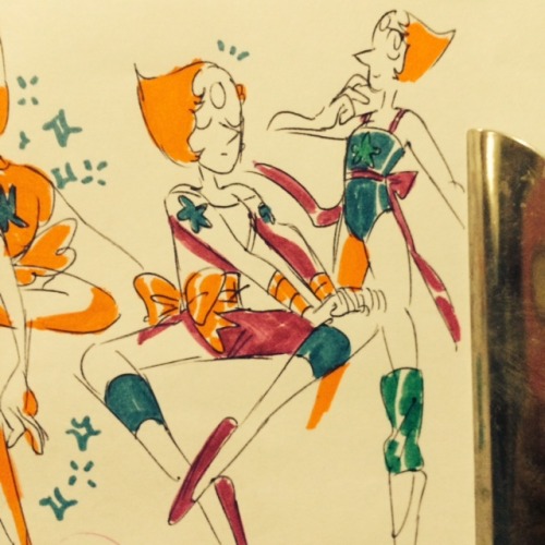 cherubgirl:  Pearl outfits
