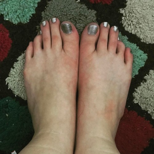 New color today! Back by popular demand #succulenttoes #size12 #size12feet #feetporn #feetofinsta #f