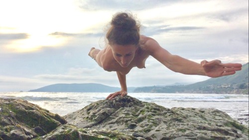 lizcrosbyyoga: Be your own hero.