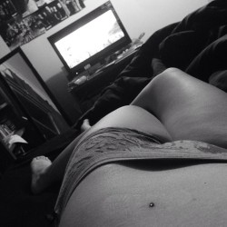 monsterofyourdreams:  Ignore my fat thighs