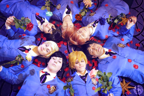 honeybeejee: The Ouran host Club is where the school’s handsomest boys with too much time on their h