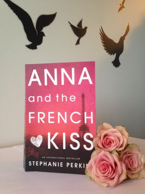 penguinteen:  mariethelibrarian:  November book photo challenge Day 15: This surprised me I was very