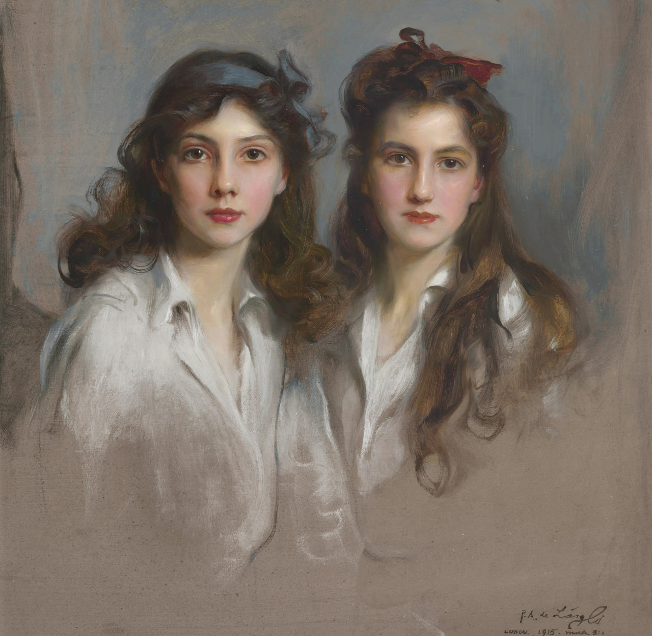 tiny-librarian:  A 1915 portrait of Grand Duchesses Nina and Xenia Georgievna. Source