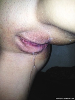 sloppypussy:  SLOPPYPUSSY.TUMBLR.COM Over 20,000 followers and growing Thousands of creampie, squirting and gaping pussy pictures and videos.
