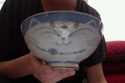republicannibal:  piertotum-locomottor:  cuteleesi:  kingbard:  cuteleesi:  kingbard:  water-music:   Enjoying some dark chocolate almond milk in my favorite cup before work it’s the cutest cup :3   i see your cat cup and raise you a cat bowl    Your