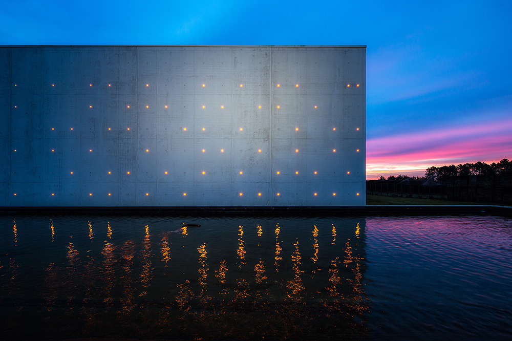 subtilitas:  Baggio-Piechaud - Warehouse for wine storage, Ludon-Médoc 2010. Photos