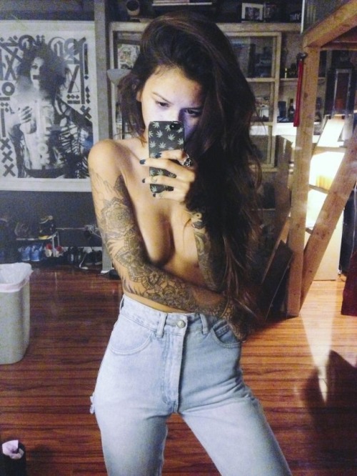 Girls With Tattoos adult photos