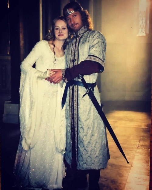 bodhimcbodeface: lotrfansaredorcs-the-white:  Eowyn and Faramir’s Wedding Clothes! Mirando Otto rec