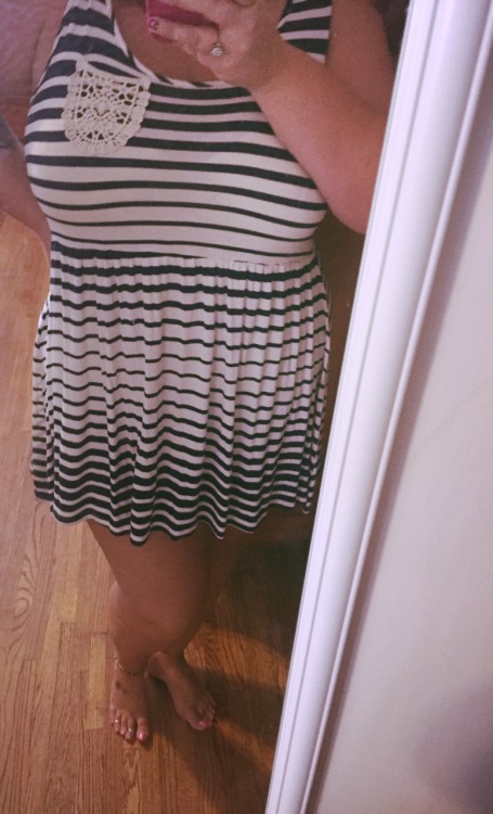 acurvygirlinpink: Headed out in my cute little dress! And the panties underneath!