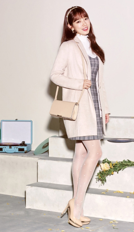 Park Shin-Hye For Roem