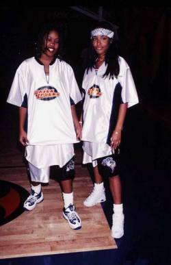 old-school-shit:  Da Brat &amp; Aaliyah 