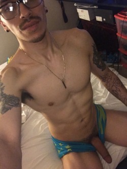 stevenwalkerxxx:  Been gone but back  Follow my ig for more @ thastoner710 🍆🍆