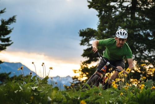 Love springtime riding on the east side of the Cascades.Come and visit me on Instagram!  @_ericmicke