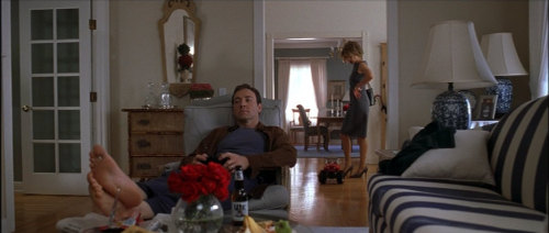 girlpacino:Roses in American Beauty (1999) dir. Sam Mendes