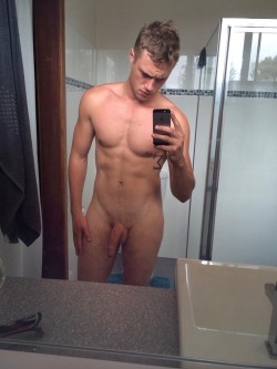 straightguynaked:  Straight Guy Naked | Pics | Videos | Big