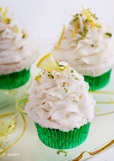 whalesharksandcake:  28 Drunken Cupcake Recipes 