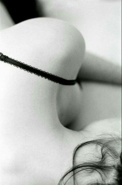 red-lips-wine-sips:merel69:💋
