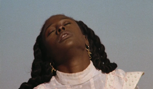 365filmsbyauroranocte:  Daughters of the Dust (Julie Dash, 1991)  