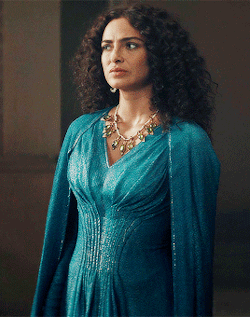 Anna Shaffer as Triss Merigold in The Witcher - Tumbex