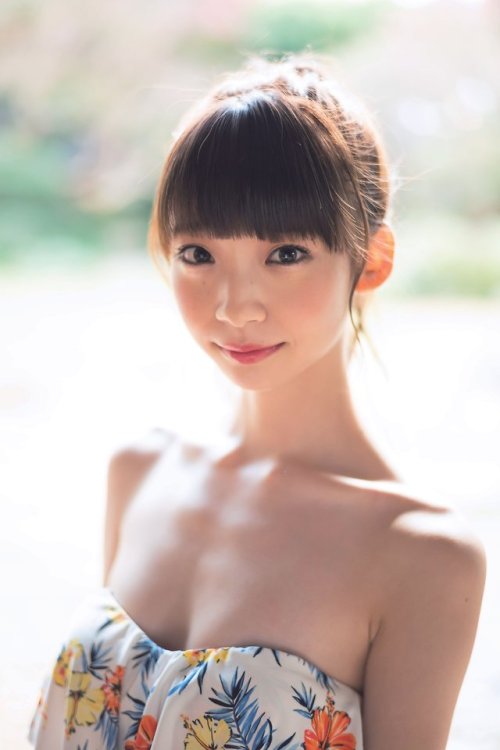 soimort48:   「FLASHスペシャルグラビアBEST 2019新年号」 荻野由佳  https://www.amazon.co.jp/dp/B07KZ3JJPS/ 