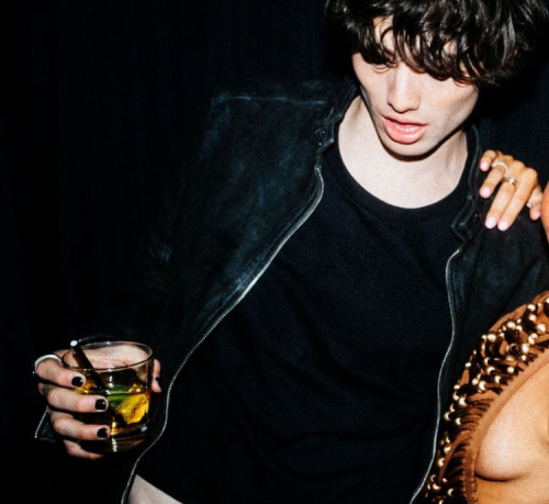 FRATBOY!CARRINGTON AND MEANGIRL INSTA POSTS!