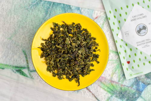 Ever tried Cai Cong (菜聪) Anxi oolong tea? Our partner, Master Zhang, cultivates this little-see