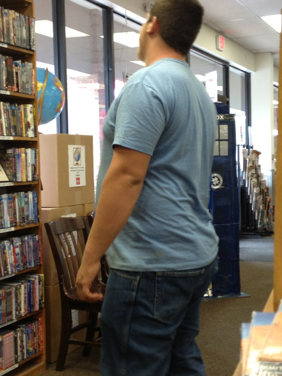 superbears:  austincajun:  Saw this hot thick bubba and snapped a few pics. Of course
