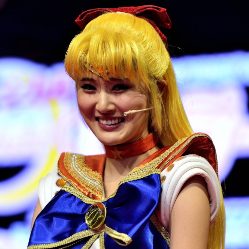 Japan Expo in Paris 2014 - Sailor Venus (Shiori Sakata)Source 1Source 2 gonna have to get back to yo