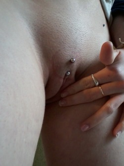 pussymodsgalore:  Christina piercing. 