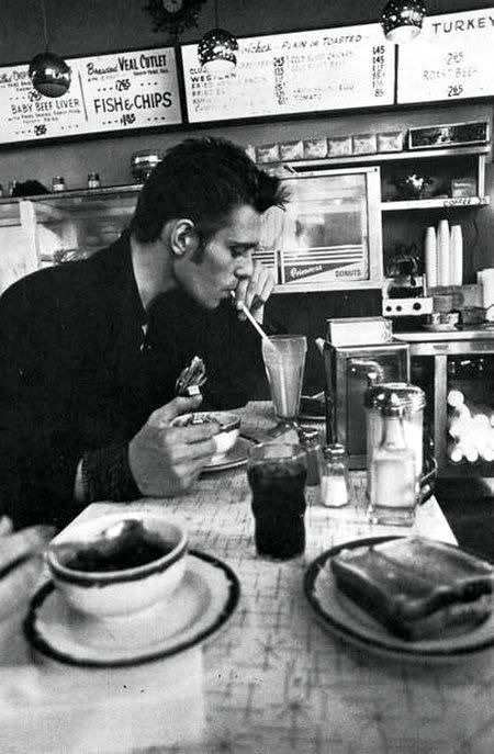 rocknrollcanneverdie:  Paul Simonon , The Clash.